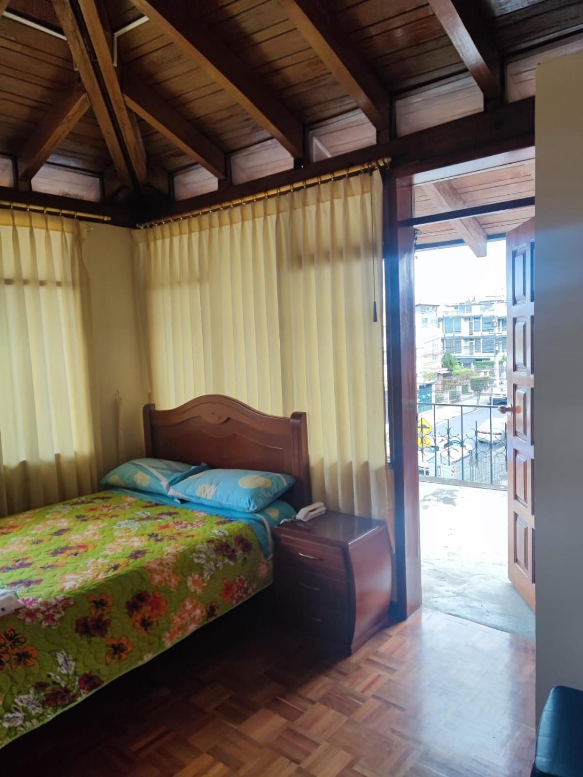Hostal El Confort Quito Norte Экстерьер фото